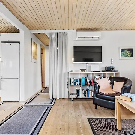 Holiday home 5589-svaneke-svanebakken-4