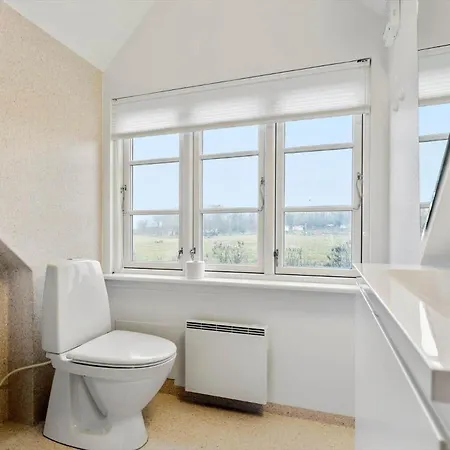 5589-svaneke-svanebakken-4 *